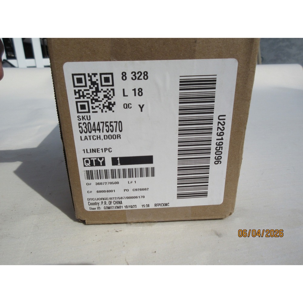 Frigidaire Dishwasher Door Latch Assembly 5304475570 OEM New